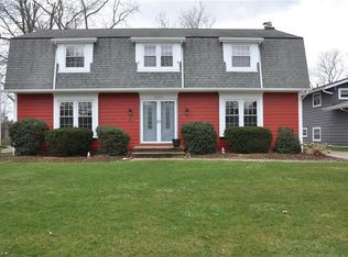 22275 Sycamore Dr, Fairview Park, OH 44126