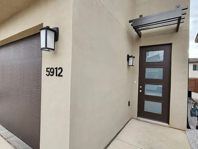 5912 S Legolas Ln — Photo 3