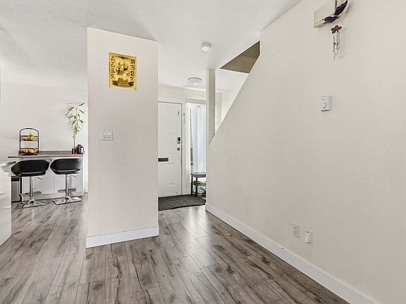 4th image of 32550 Maclure Rd #286