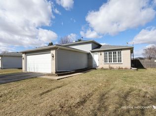 1038 Redondo Dr, Romeoville, IL 60446