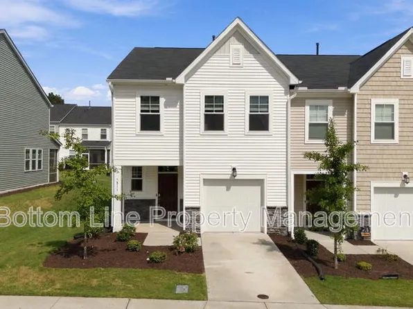 5811 Woodlawn Dr, Durham, NC 27703