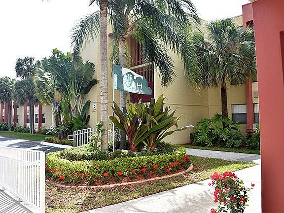 5th image of 11280 SW 196th St #11280