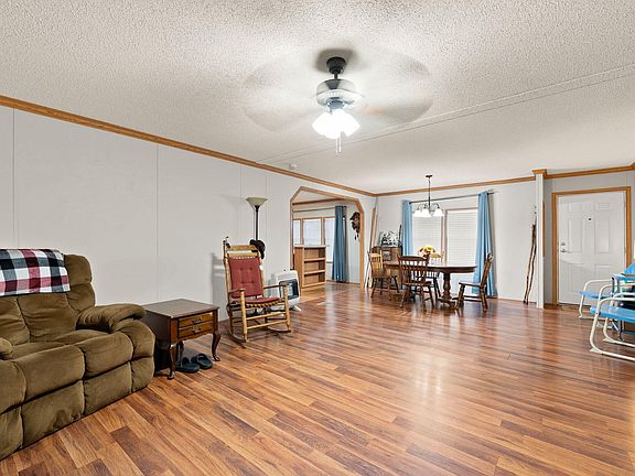 5th image of 180 Pacific Ave