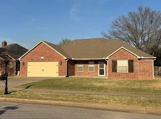 13405 S Poplar St, Glenpool, OK 74033