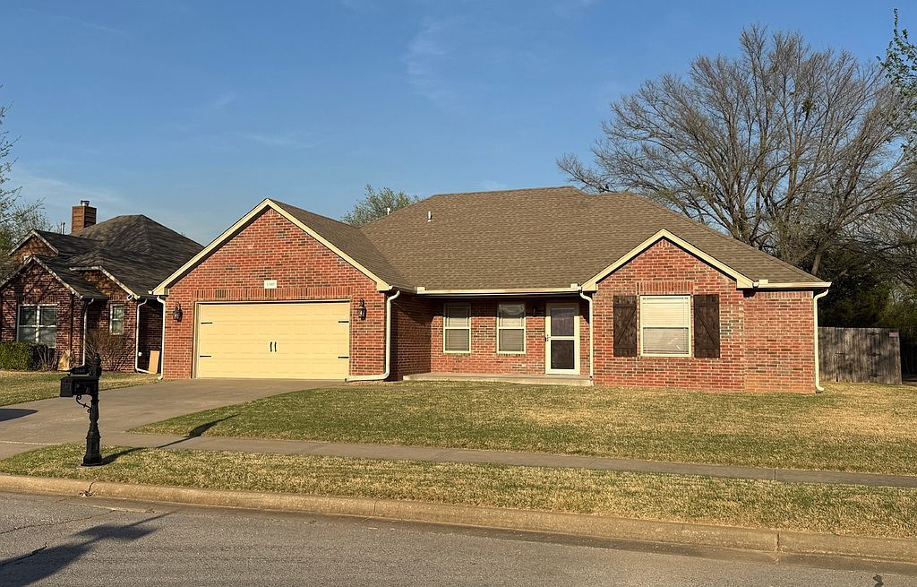 13405 S Poplar St - Property Image