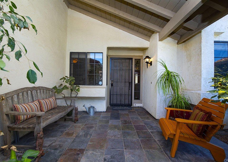 1st image of 1114 La Tortuga Dr