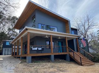 2709 Ashland St, Raleigh, NC 27608