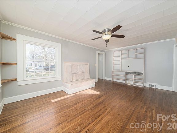 2nd image of 628 Wilmar St NW