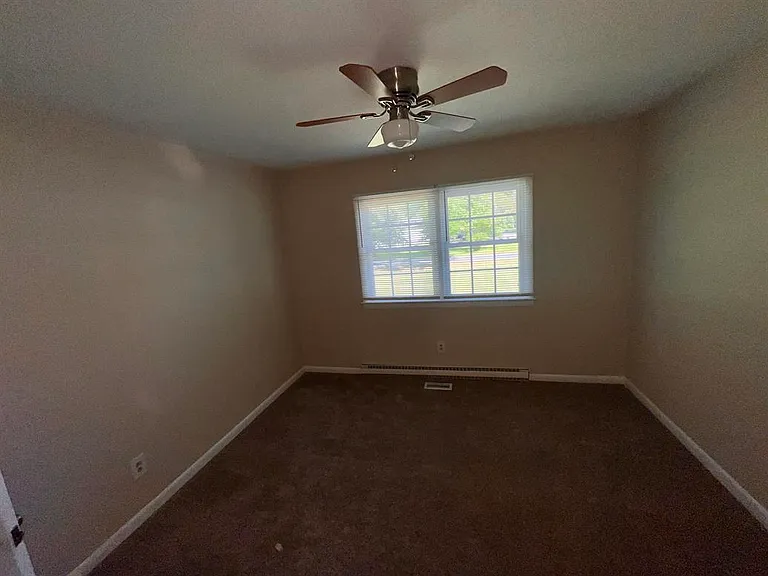 405 Brite Ave — Photo 9