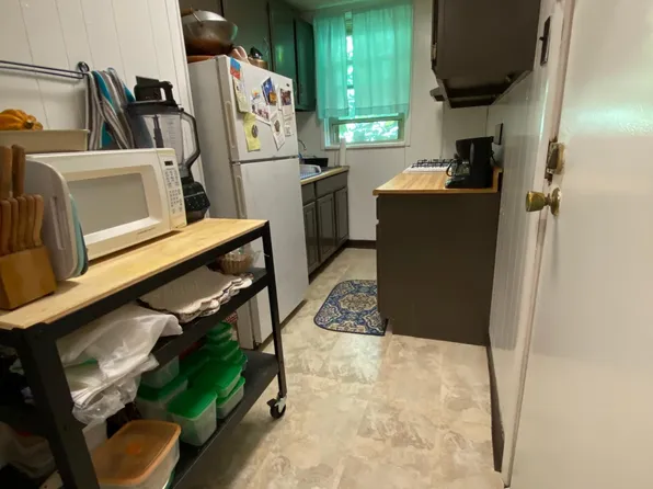 5663 Hobart St, Pittsburgh, PA 15217