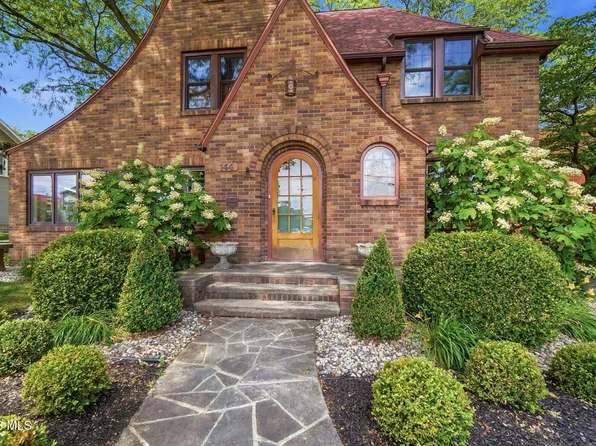 144 S Church St, Bowling Green, OH 43402