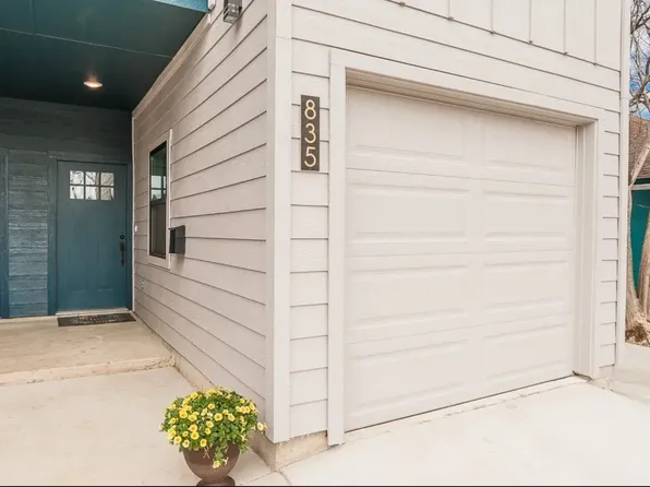 835 Winston St, Dallas, TX 75208