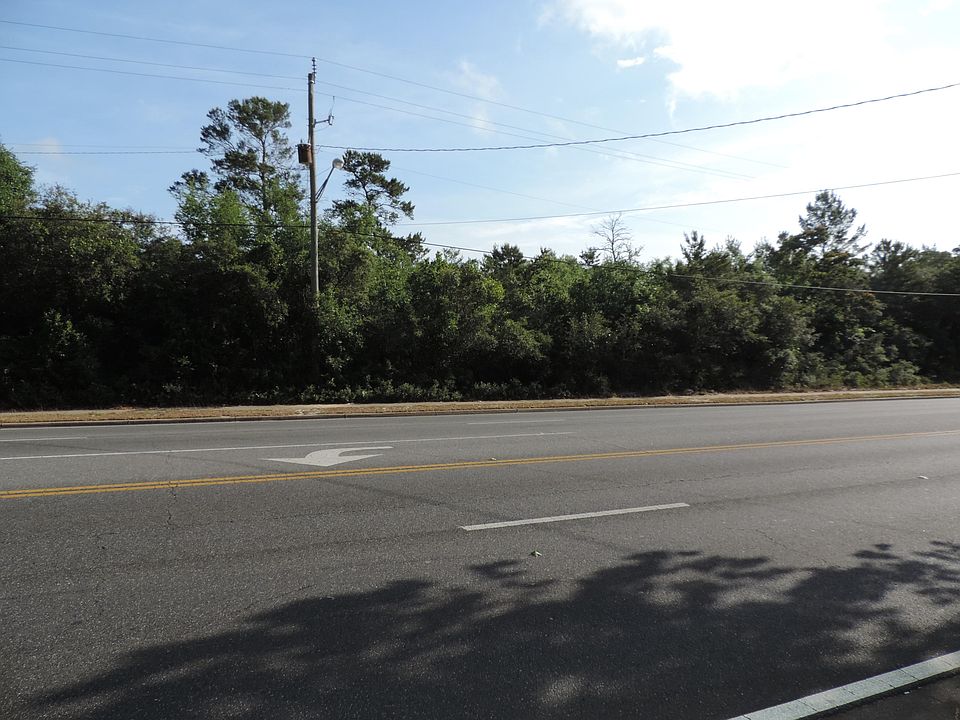 1st image of Linstew Dr