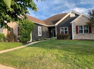 2965 Gateway Ave, Hartford, WI 53027