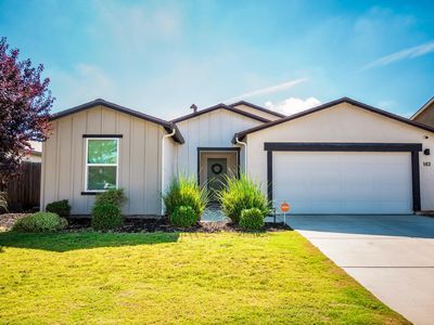 143 E Sedona Avenue, Visalia, CA, 93291