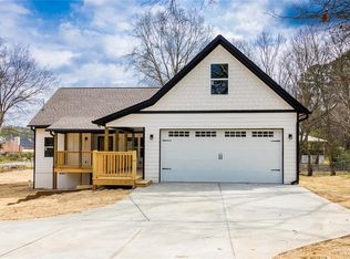 108 Old Tennessee Rd, Cartersville, GA 30121