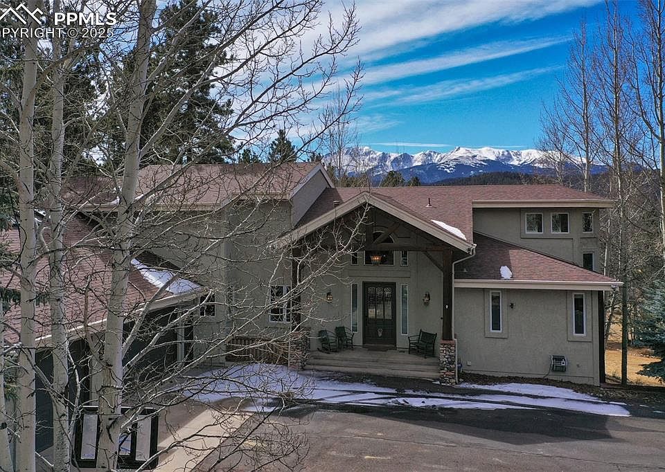 1st image of 725 Sun Valley Dr