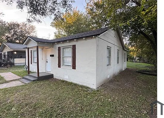 3 bed, 864 sqft, $1,375 — Photo 3