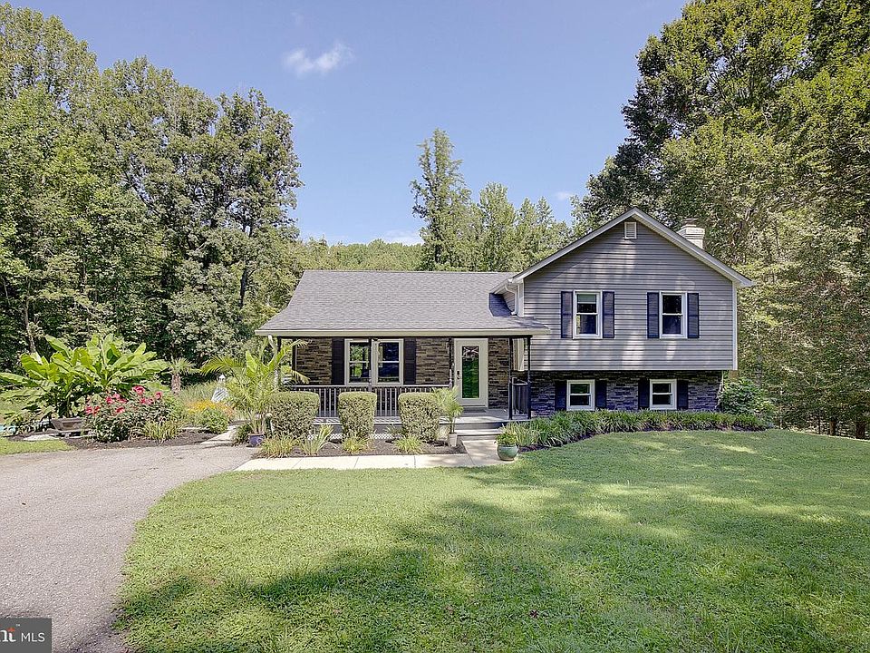 1st image of 9010 Mary Ann Dr