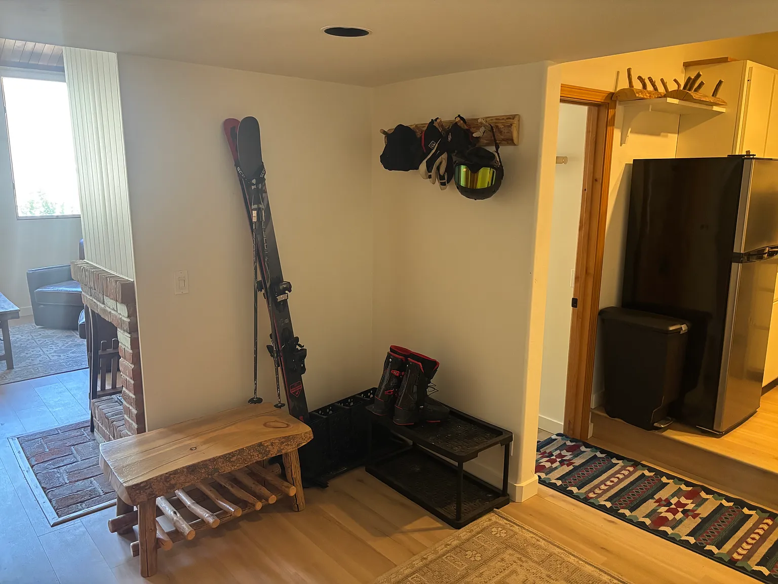 2 bed, 750 sqft, $2,600 — Photo 2