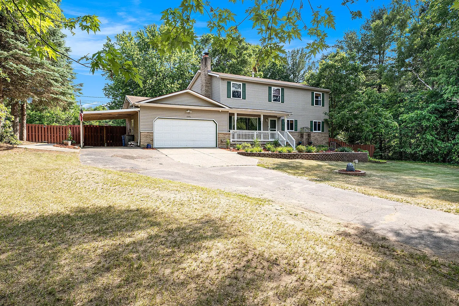 5298 Hubbard Dr photo 1