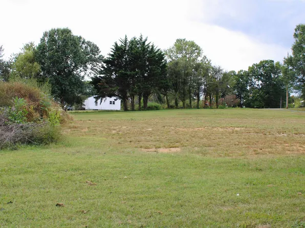 Woodlyn St, Dublin, VA 24084