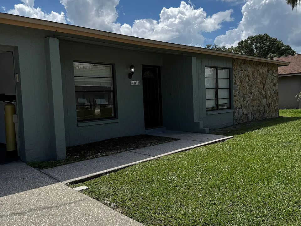 4013 Briarlake Dr