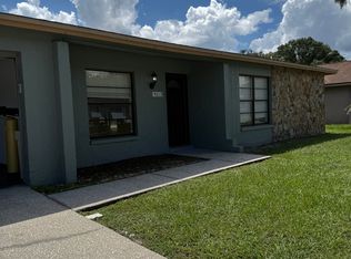 4013 Briarlake Dr, Valrico, FL 33596