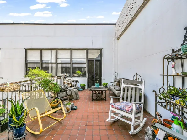 300 Communipaw Avenue image 1 of 34