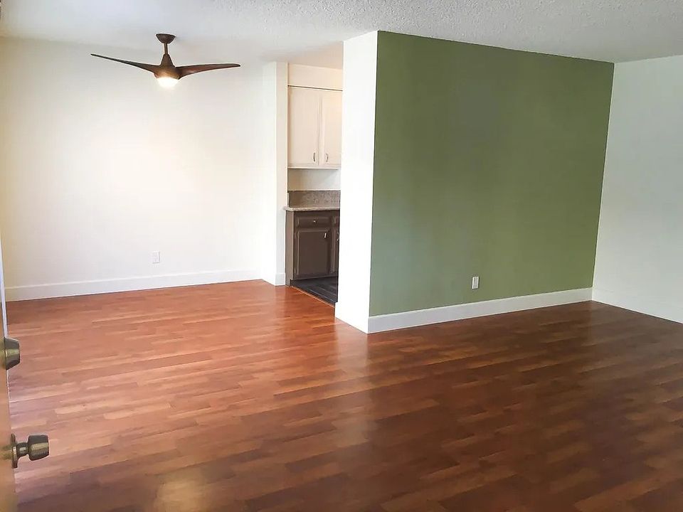1st image of 4423 Ambrose Ave APT 2