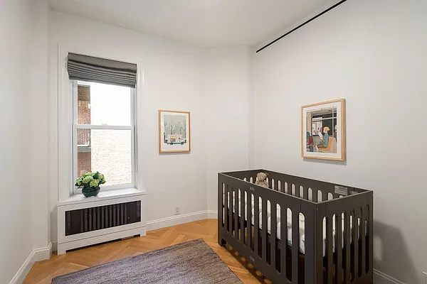 Sold by Real Direct | media 21