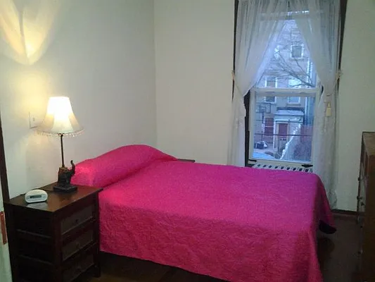 Rented by Fifth & Forever LLC | media 20