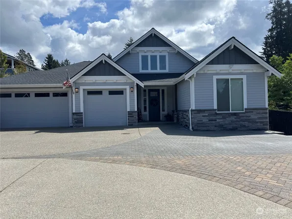 2712 Tasanee Court, Steilacoom, WA 98388