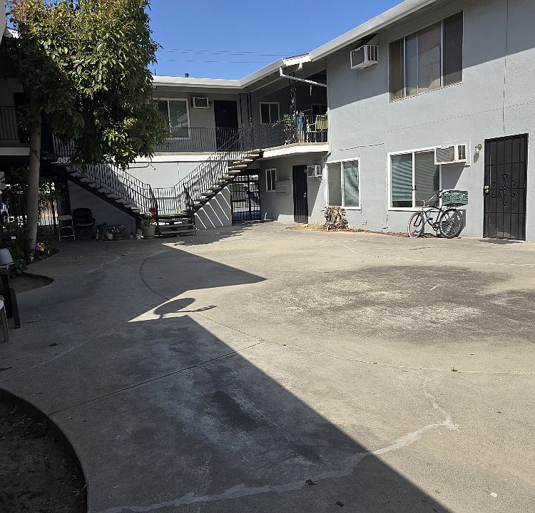Outdoor Quad