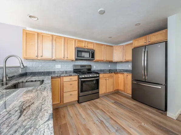 153 Leisure Green Drive, Mashpee, MA 02649