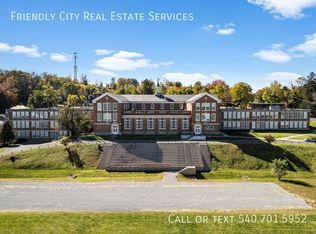 300 Churchville Ave APT 45, Staunton, VA 24401