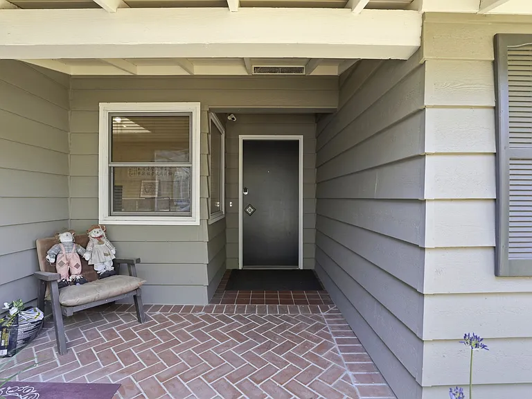 872 W Knickerbocker Dr — Photo 6