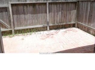 3315 Forestwood Dr, Bryan, TX 77801