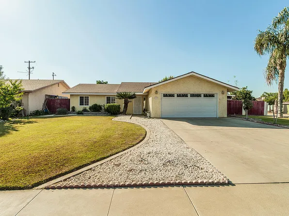 1117 E El Dorado Avenue, Reedley, CA 93654