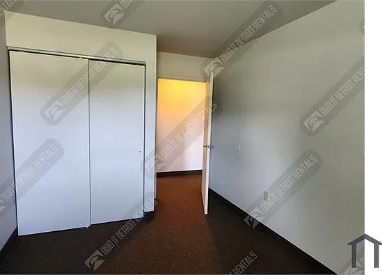 1800 Brainard St — Photo 7