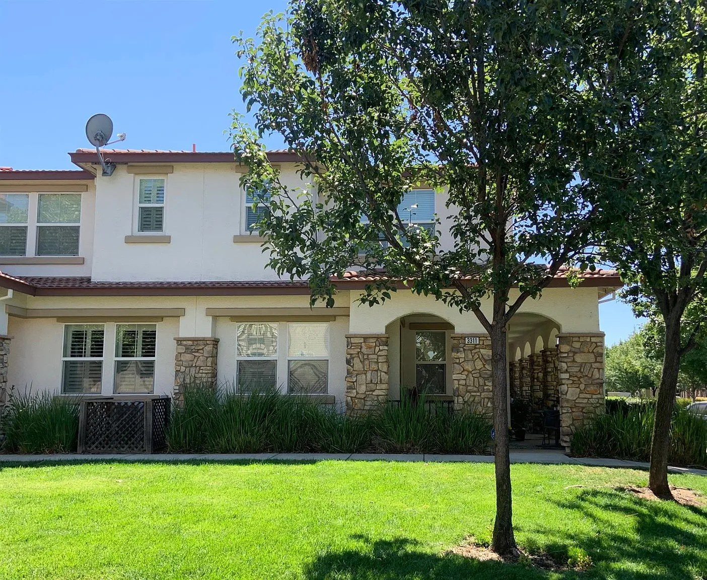 3311 Leiper Loop photo 1
