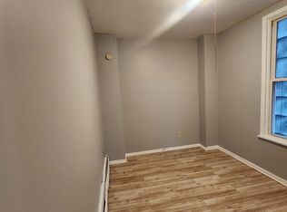 21 Robin St #1, Albany, NY 12206