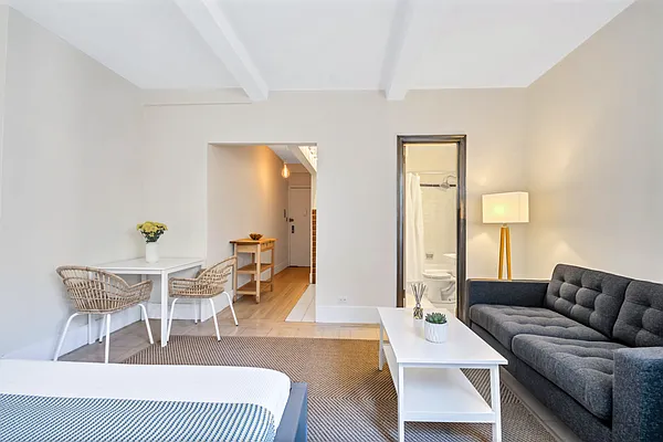 Sold by Compass | media 15