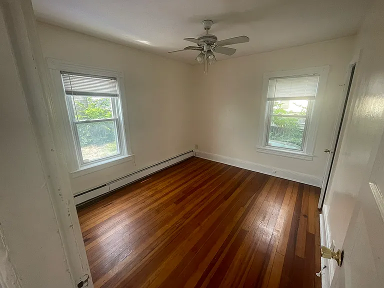 1172 N Main St #1 — Photo 6