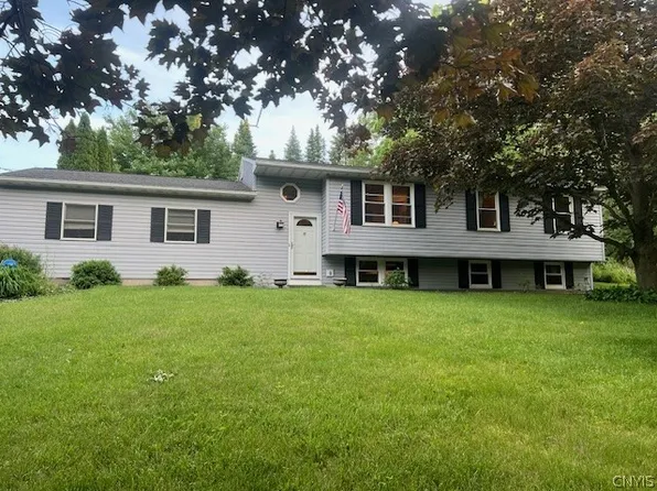 228 Seneca St, Chittenango, NY 13037