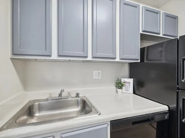 Briarwood Apartments