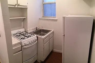 Rented by Eric Goodman Realty Corp