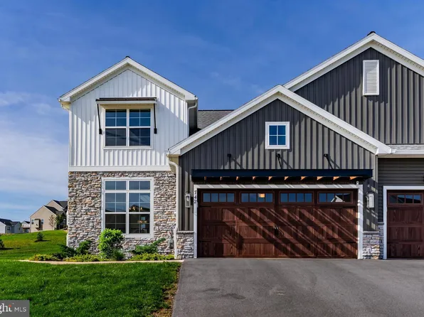 742 Aurora Dr, Mechanicsburg, PA 17055