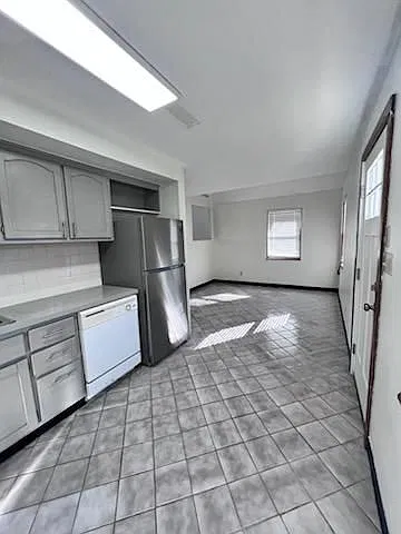 2 bed, 2.0 bath, $950 — Photo 4