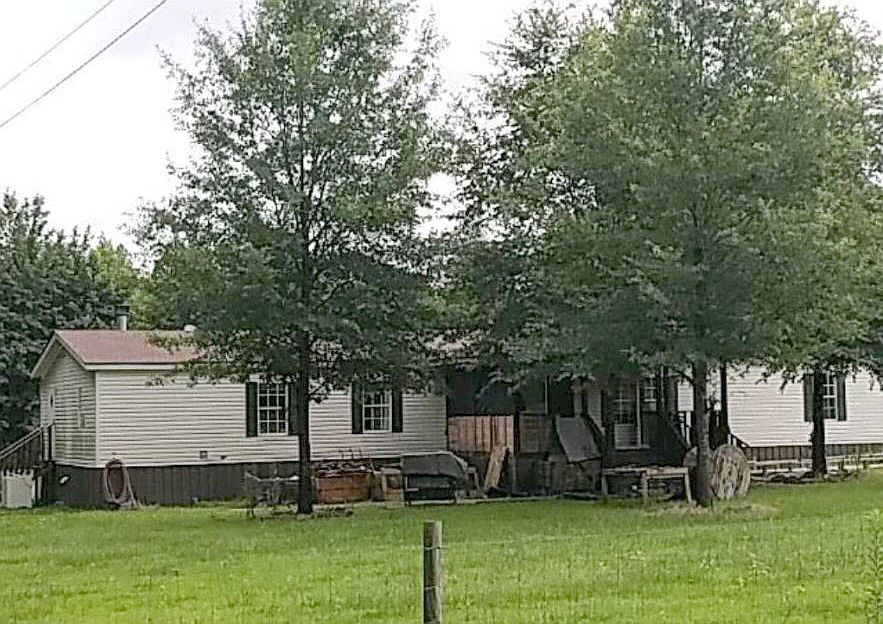 2nd image of 19 Leon Ln